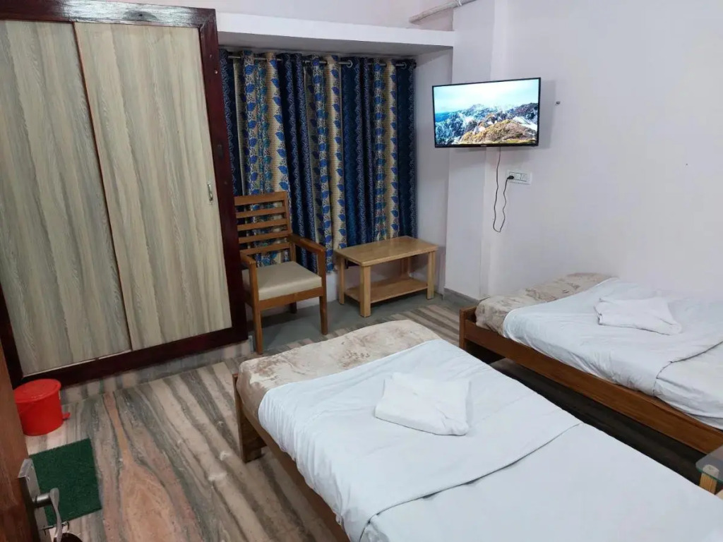 Hotel Pal