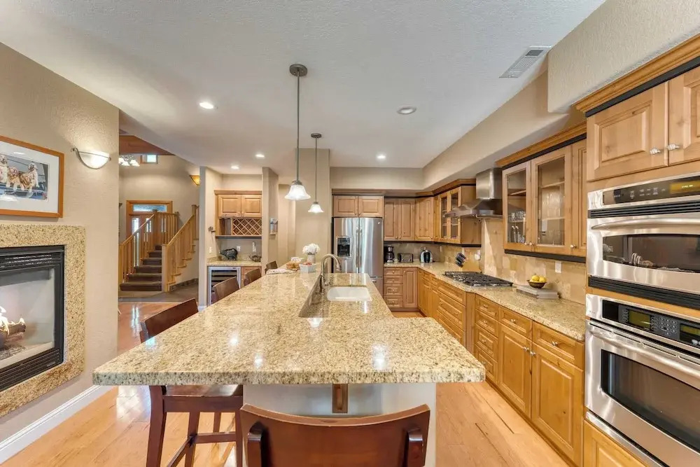 Luxe All-season Retreat by Avantstay Prime Location, Near Skiing