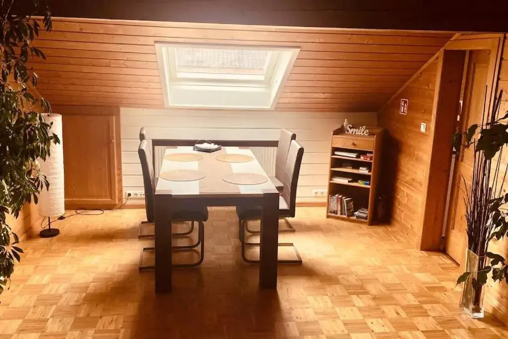 2-Zimmer Dg-Apartment Mit Eigener Sauna