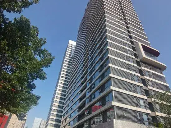 Aaronstone apartment hotel