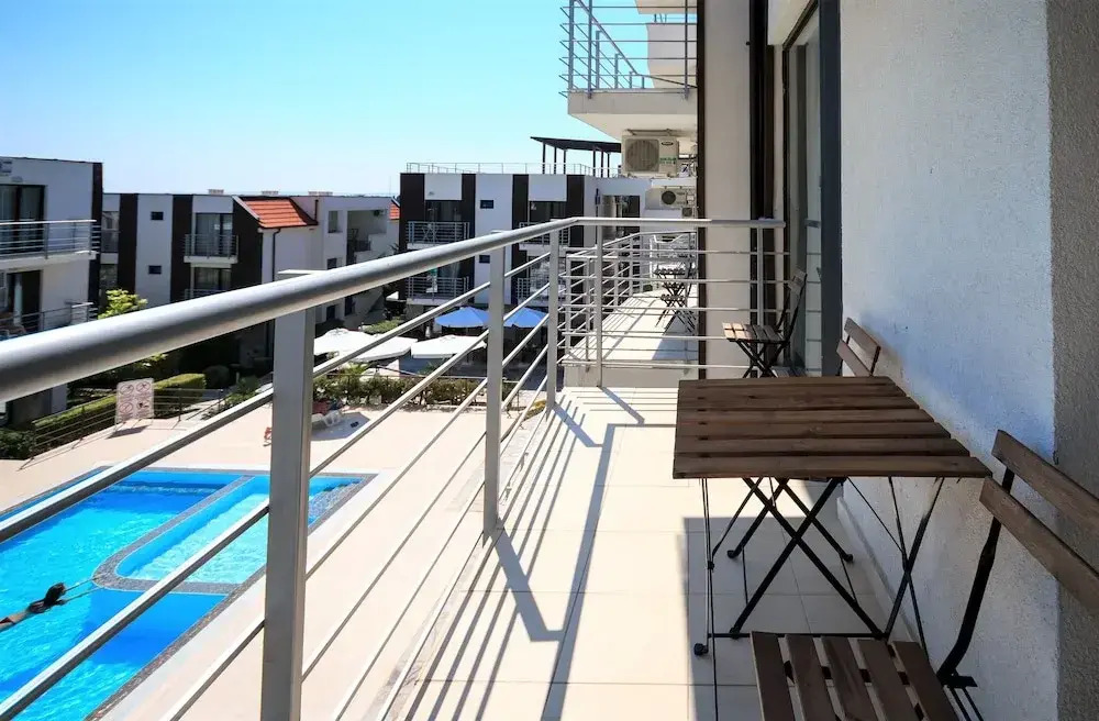 New Line Village Apartments, up to 4 Guests