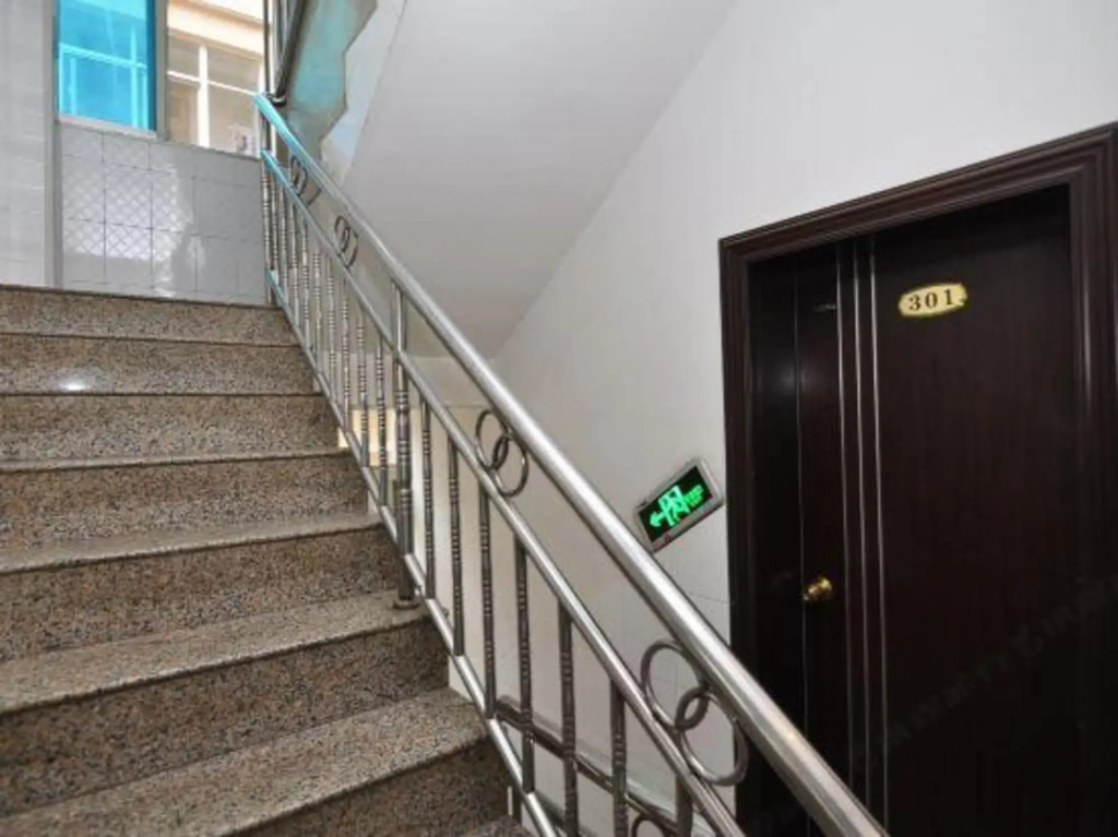 Yuxi Jinhua Hotel