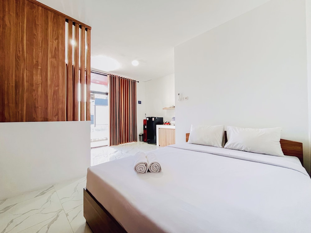 Elegant And Homey Studio Villa Timeless Sevilla