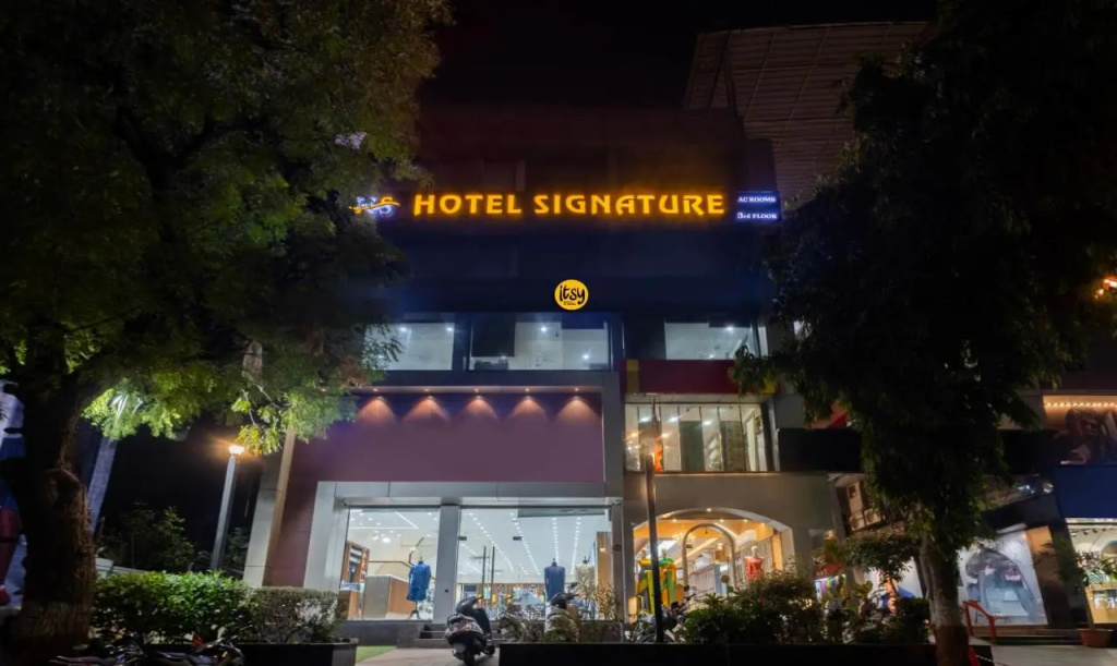 Itsy Hotels Signature, Nehru Nagar