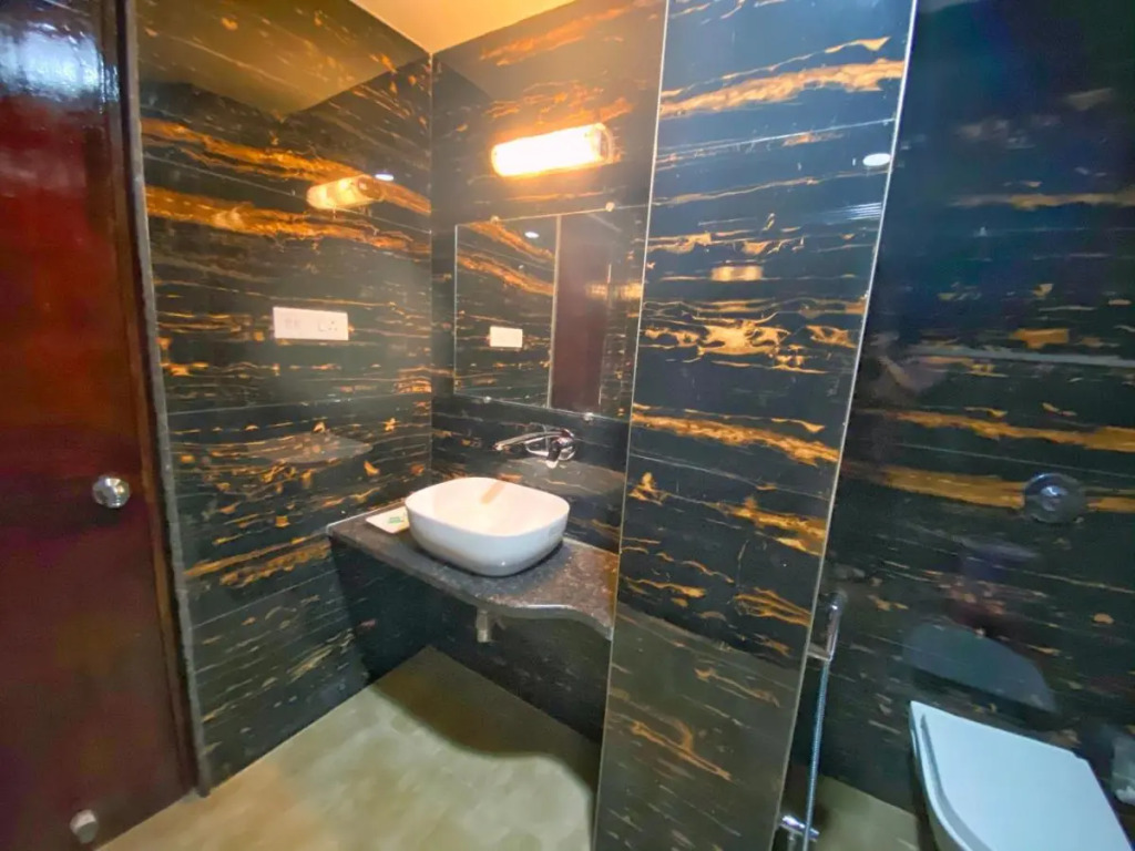 Hotel Midcity