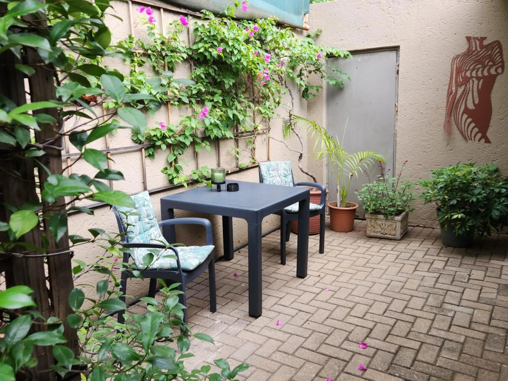 Bendor Garden Flat