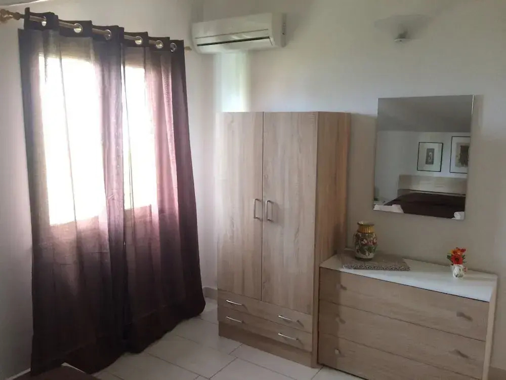 Royal Bay Apartment - Villa in Cefalu With Private Access to the sea