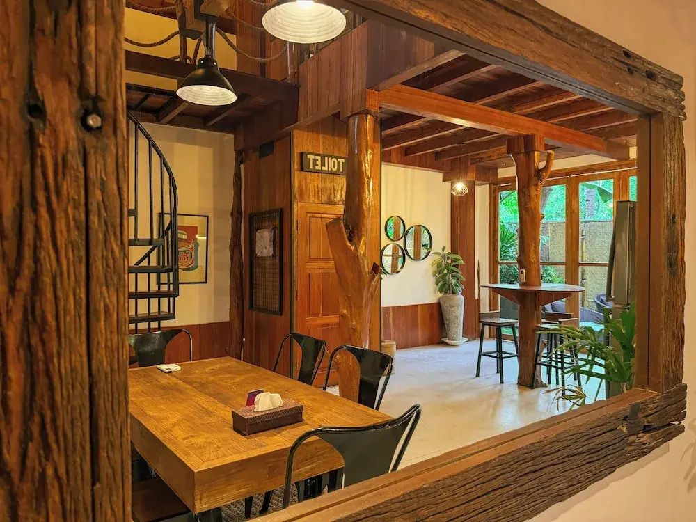 Gili Treehouses