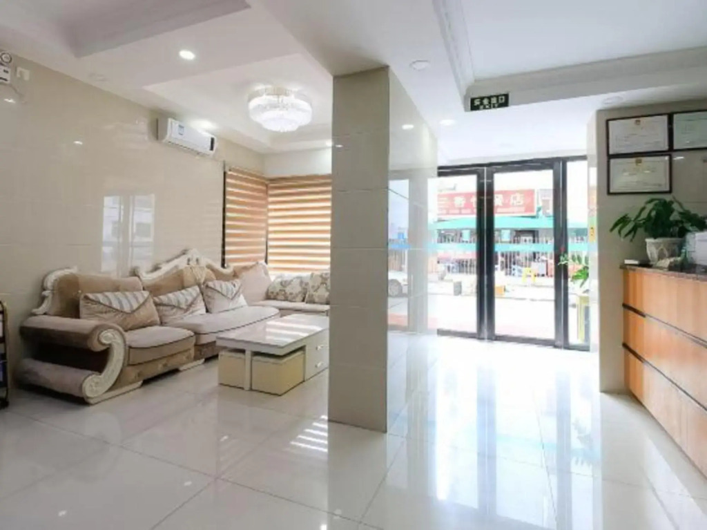 Haojia Express Hotel (Zhuhai Gongbei Fuhuali)