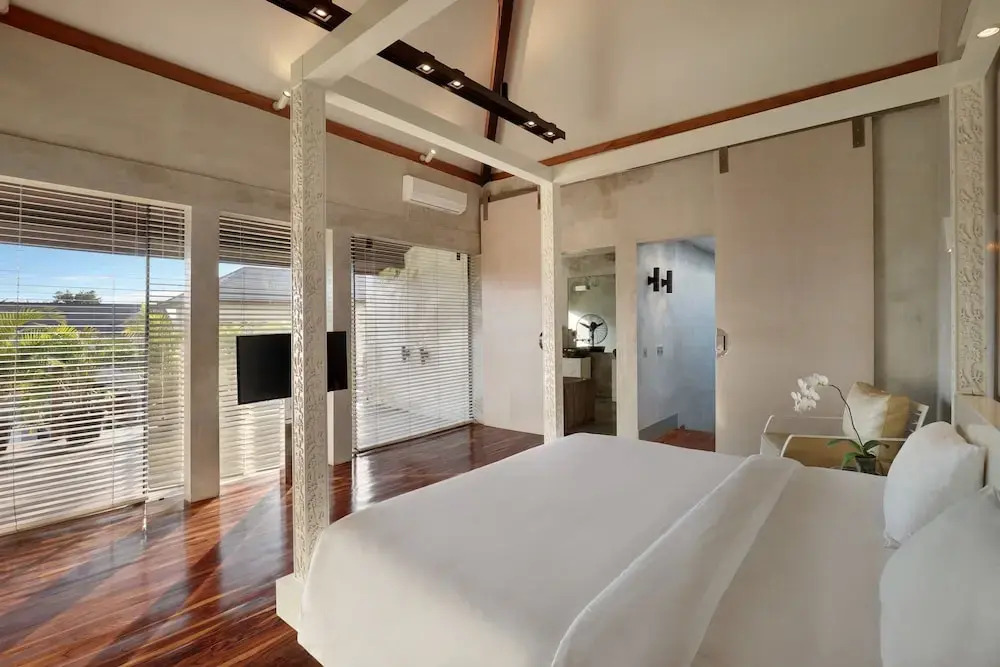 Villa Embrace