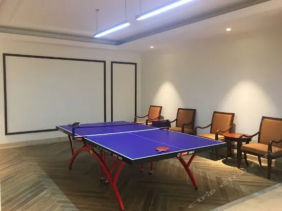 Redbird Hotel Haikou