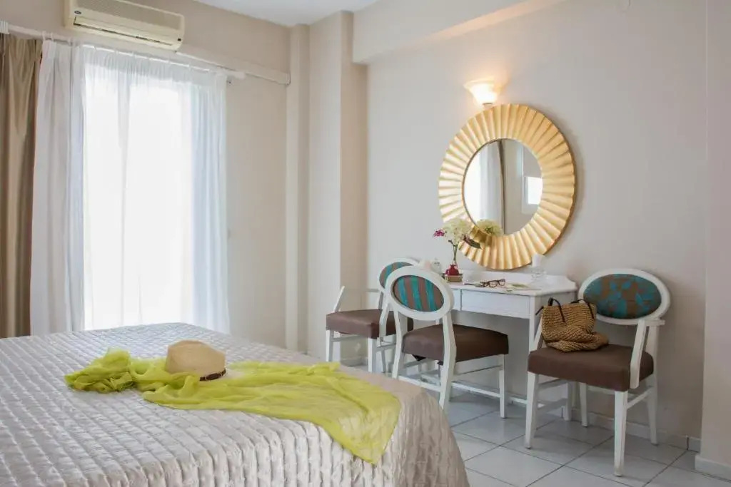Windmill Beach Apts II by Estia