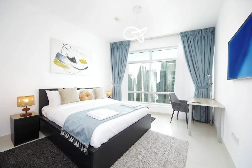 Silk Valley-Luxury 2B Burj Khalifa View