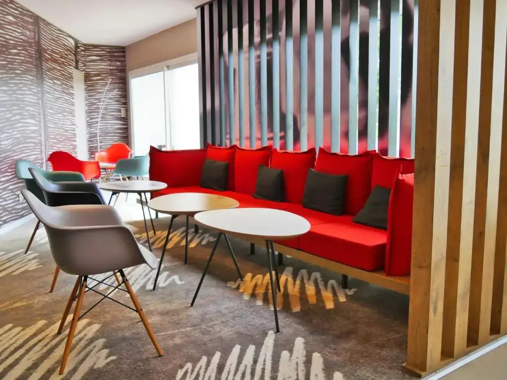ibis Laval Le Relais DArmor