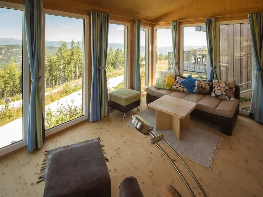Wooden Chalet in Klippitztrl near Ski Area