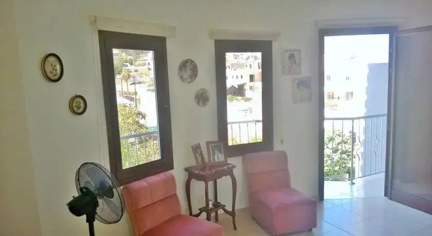 Theonis House