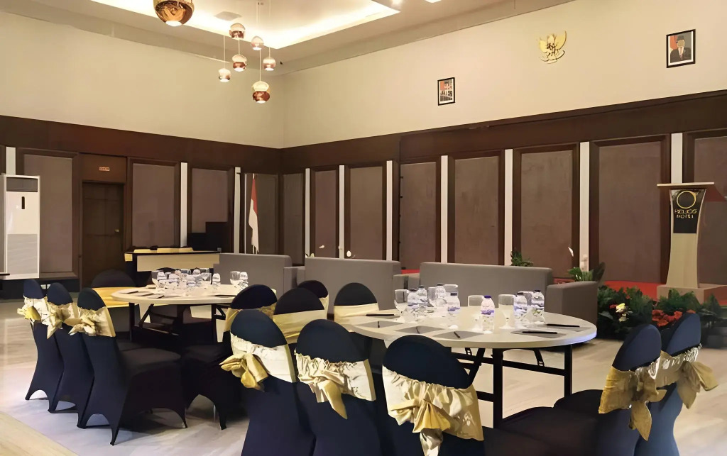 Helios Hotel Bone