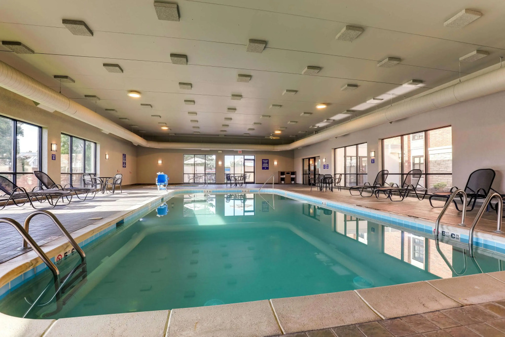 Drury Inn & Suites St Joseph