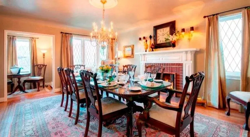 English Bay Inn Bed and Breakfast