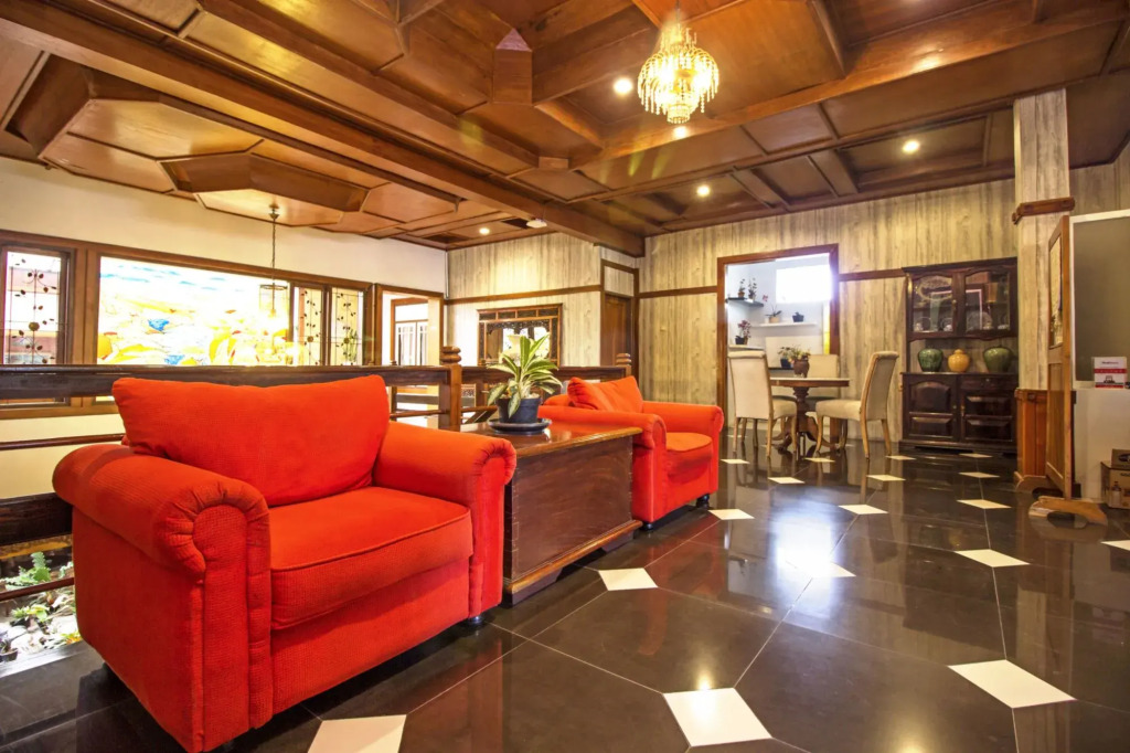 RedDoorz at Arwiga Hotel near RS Hasan Sadikin Bandung