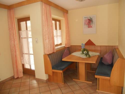 Appartement beim Brunnen 12