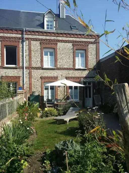 Maison de pecheur sur la Cote d'Albatre