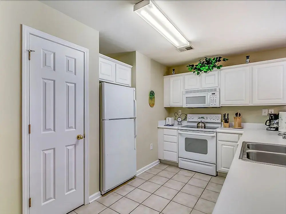 #64cl/o True Blue 2 Bedrooms 2 Bathrooms Condo