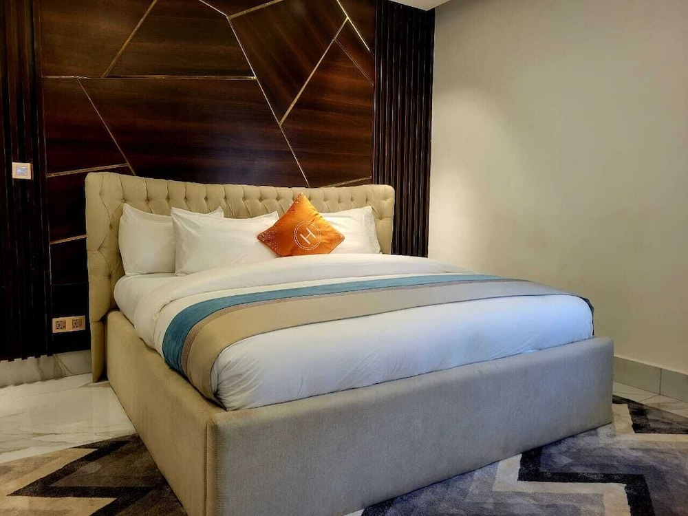 Sujimoto Residence