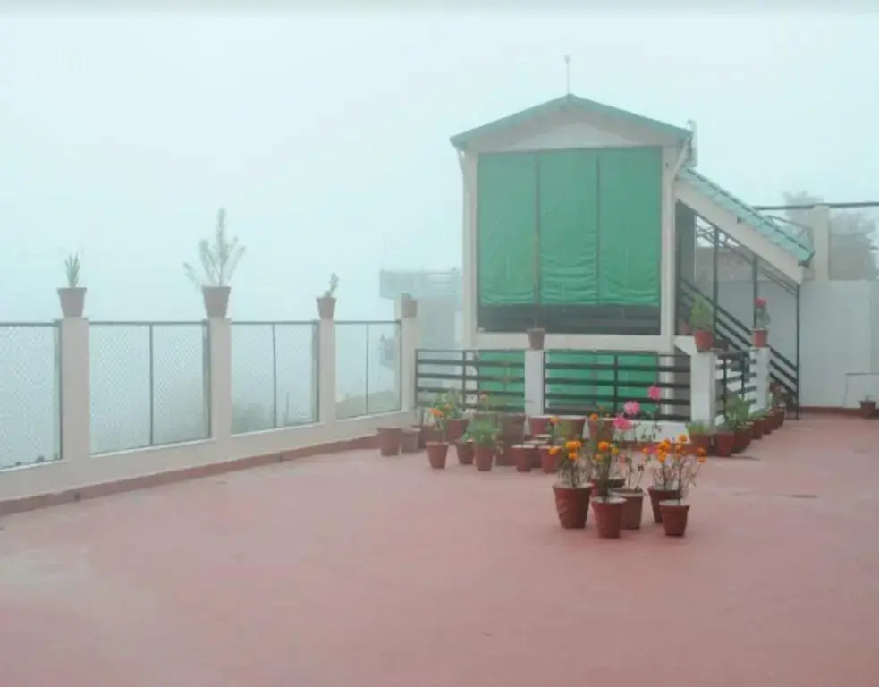 PinnacleHouse kanatal Uttarakhand