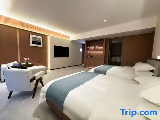 Sayram Lake Xinmin Muyun Mountain Residence Hotel