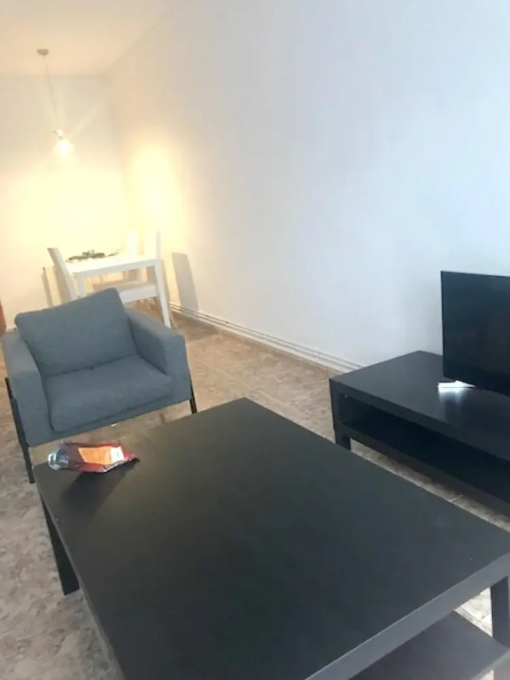 Apartment With 2 Bedrooms in Torroella de Montgrí, With Furnished Terrace and Wifi Near the Beach