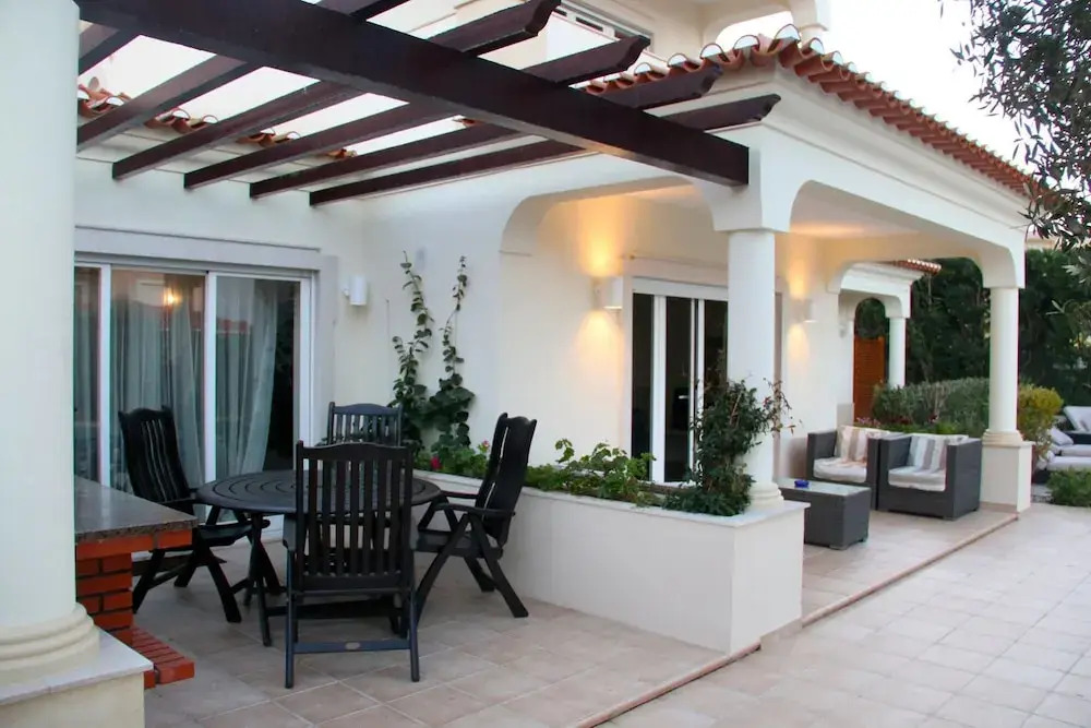 Wallis Villa