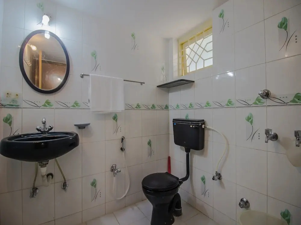 OYO 14034 Home Elegant 2BHK Miramar