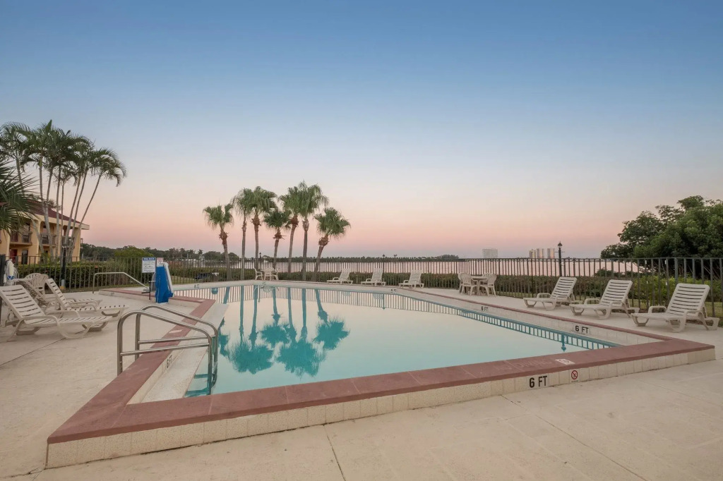Red Roof Inn Ft Myers