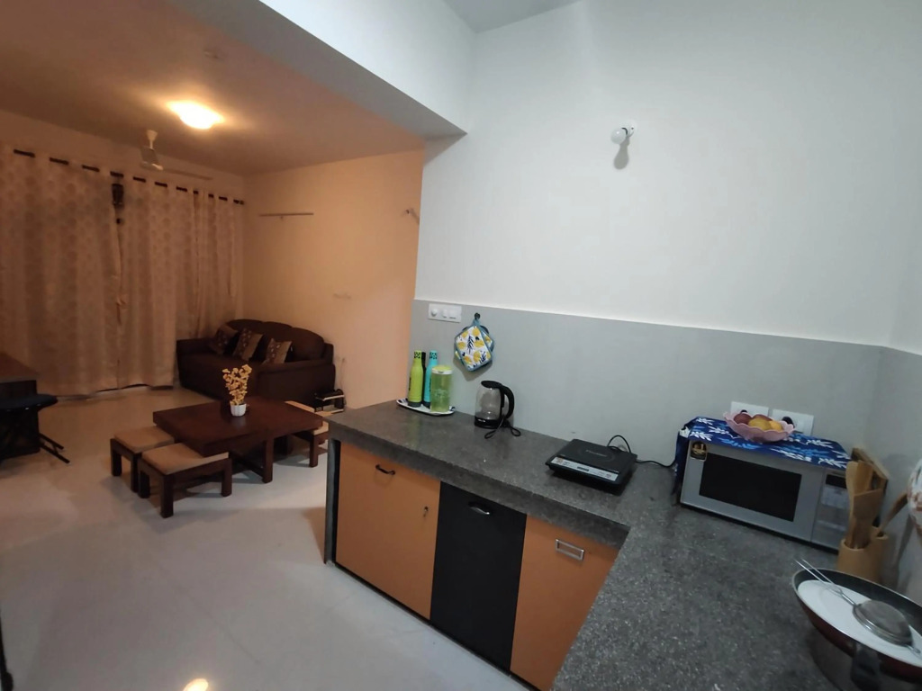 Tata Housing -Garden & pool view-6KM from Airport