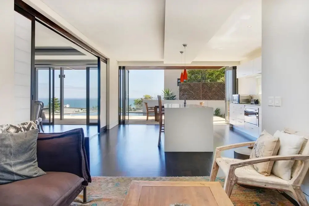 Lovely Camps Bay Holiday Villa With Private Pool Sekoma