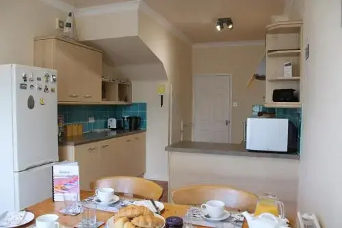 Number 6 Braeside Mews