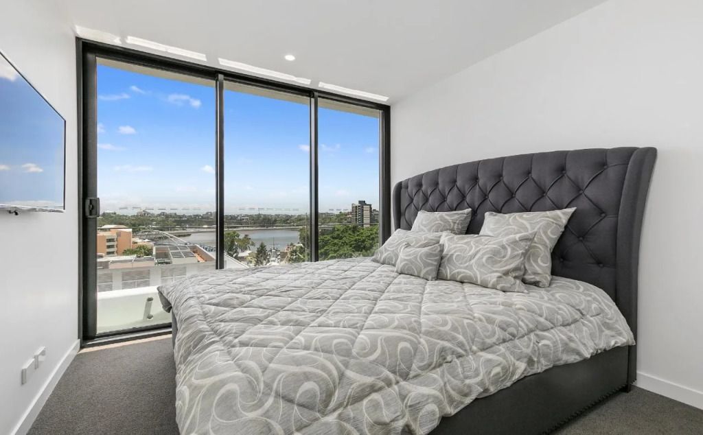 Homely Apartments in Southbank
