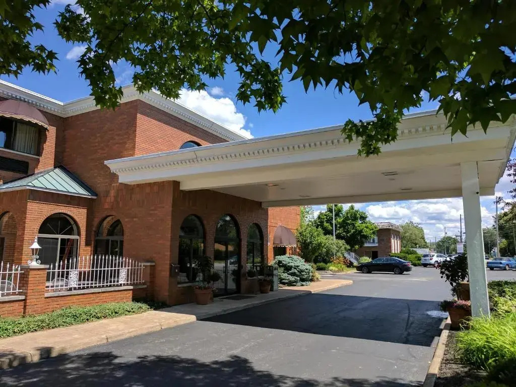 South Shore Inn