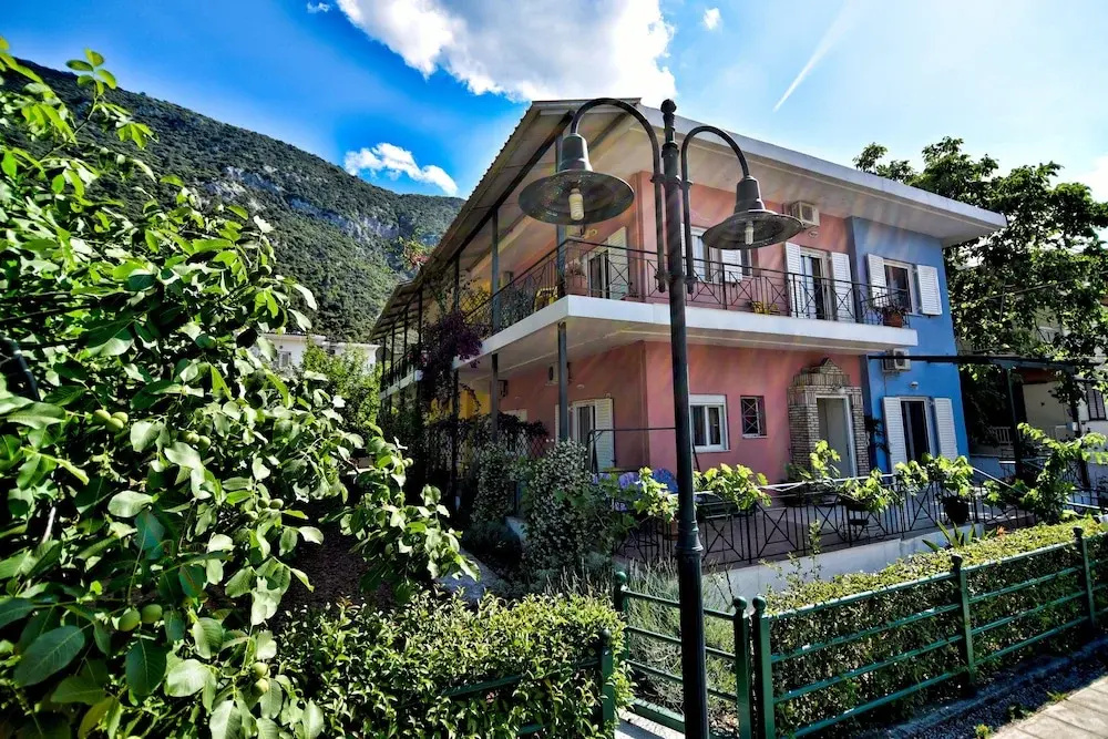 Tsertos Apartments