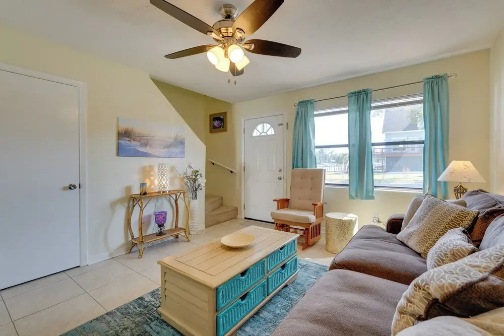 Panama City Townhome w/ Balcony, Water Views!