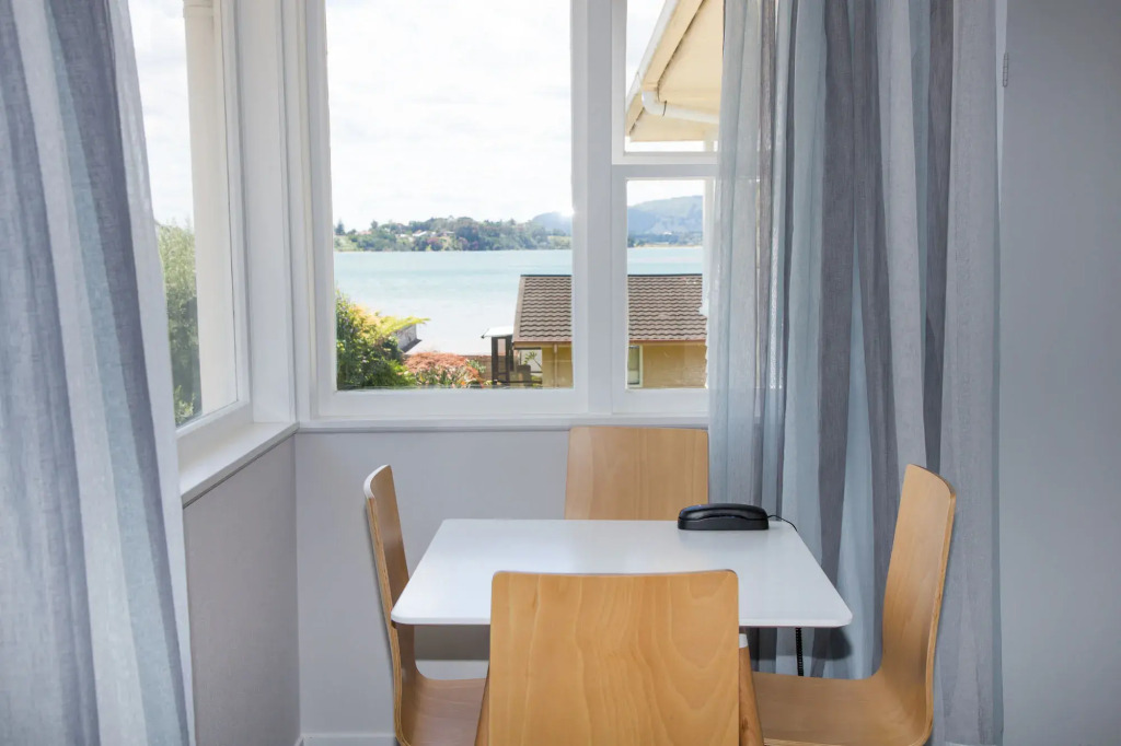 Harbour View Motel and Waterfront Apartments