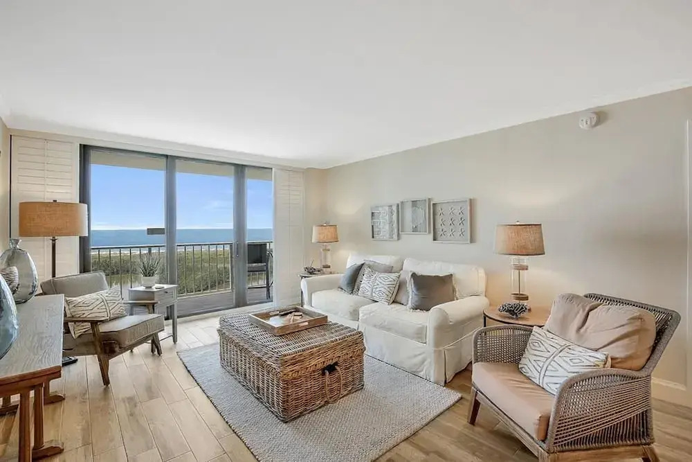 Seaview Condominium #65808 2 Bedrooms 2 Bathrooms Condo