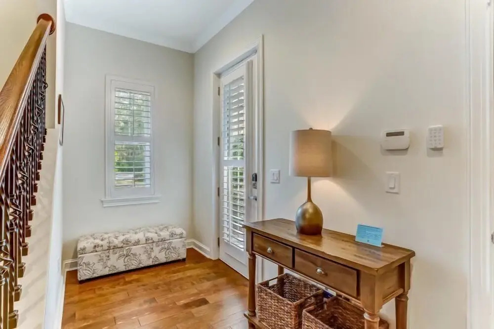 2106 Summerwoods
