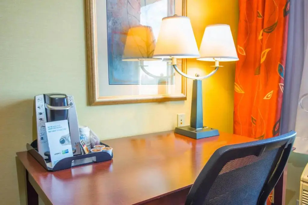 Holiday Inn Express Hotel & Suites Richland