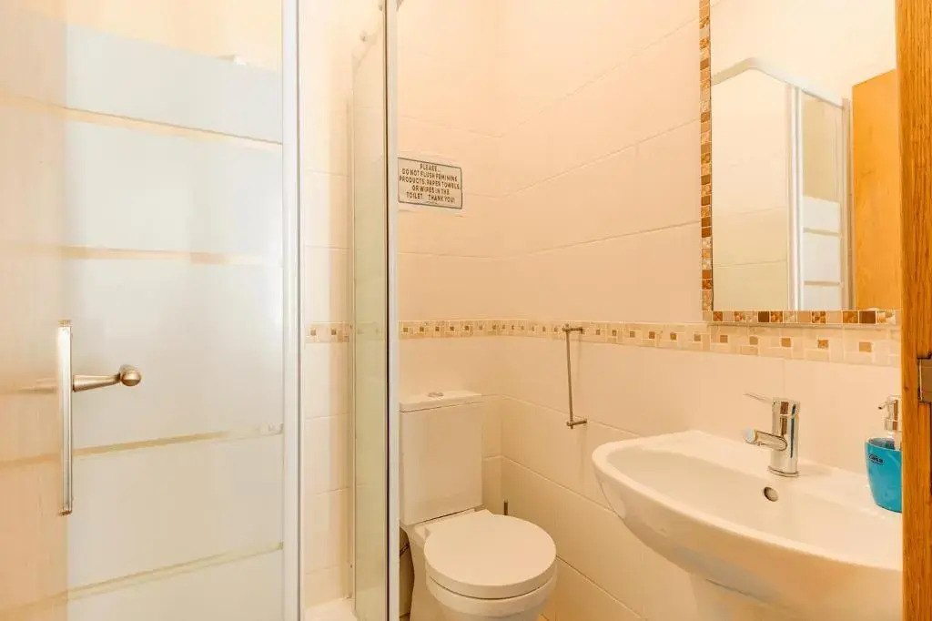 Villa Albufeira Golf Dois Superb V5 sleeps 12 Short Walk to Albufeira Centre