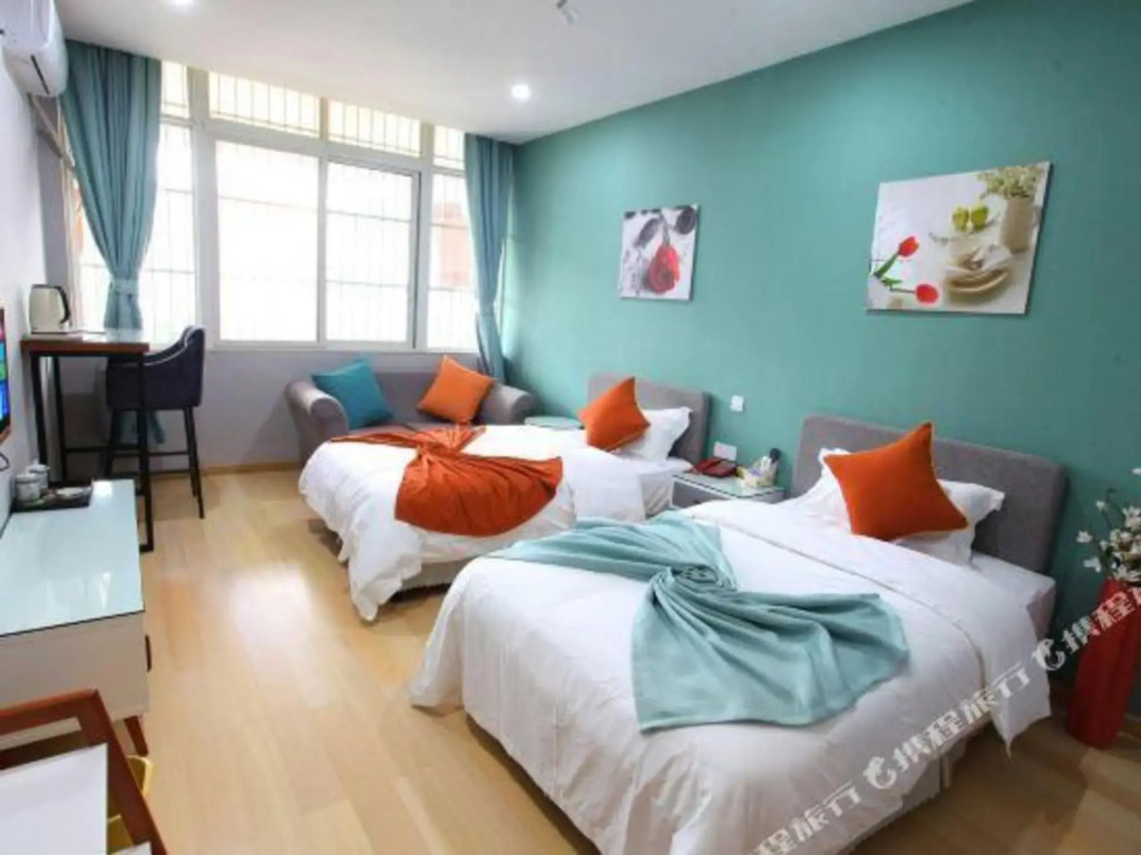 Dujiangyan Yuanghao Business Hotel