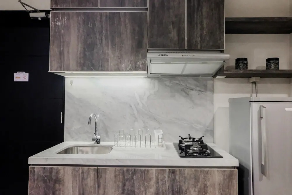 Bright 2BR Apartment at Paramount Skyline