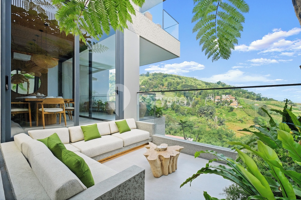 Dago Escape Villa by Kozystay - Bandung