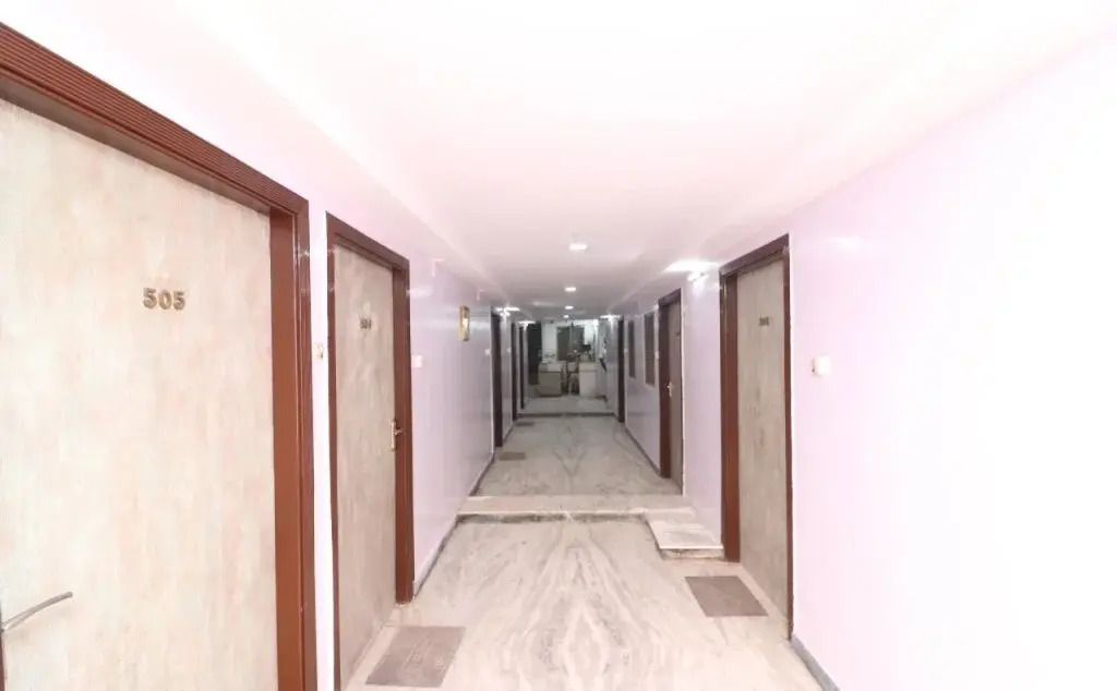 OYO Flagship 19330 Hotel Aria Executive Bara Bazar